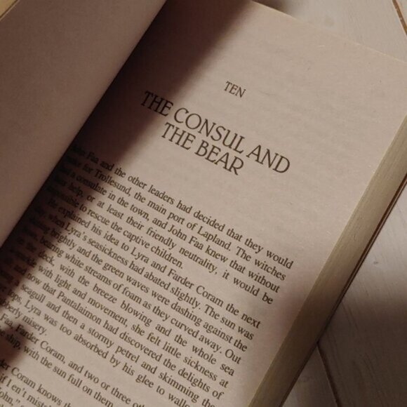 3/$13 The Golden Compass Book One By Philip Pullman Adult Paperback Book - Picture 3 of 4